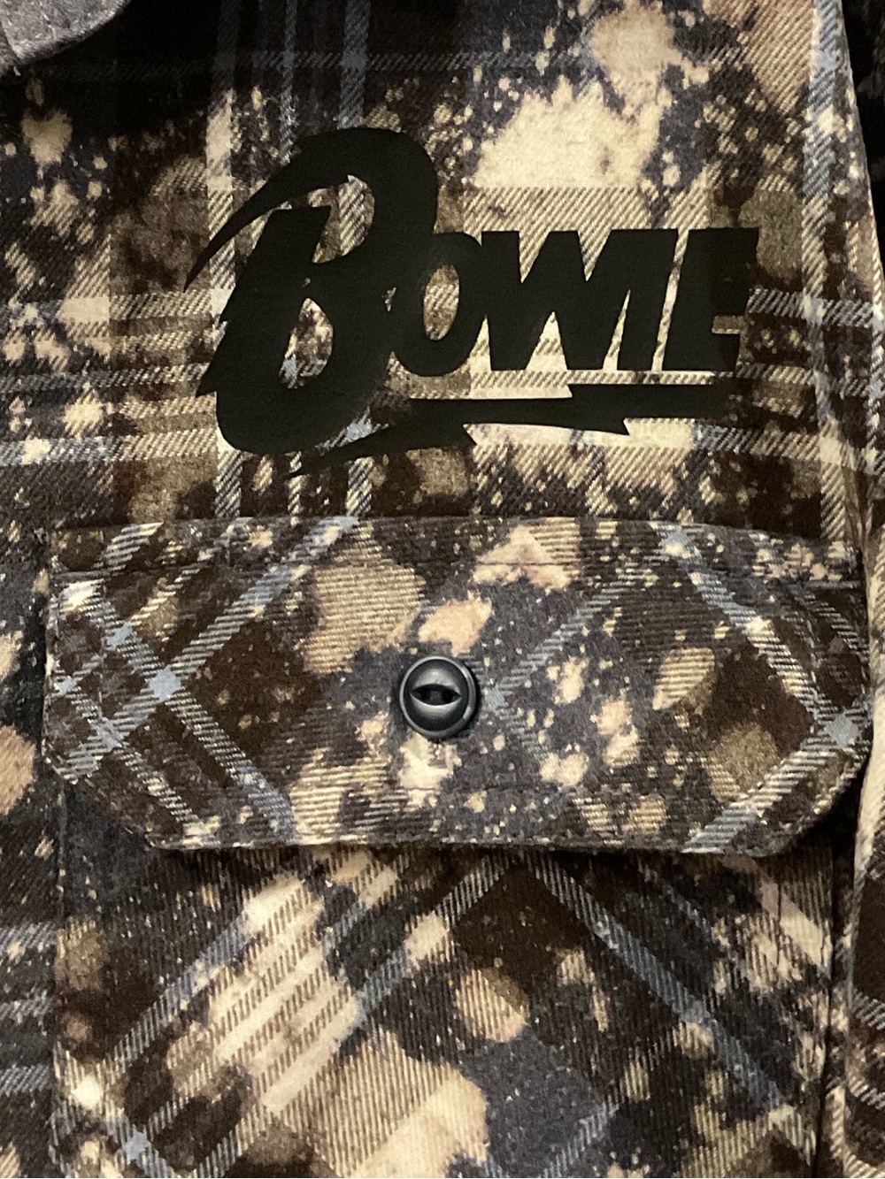 CUSTOM David Bowie “Life on Mars” Bleached Flannel Shirt
MENS Large (Women’s) - Picture 9 of 10